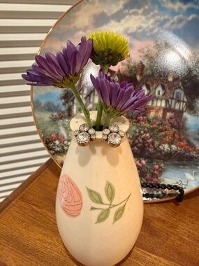 Rhinestone Cluster Stud Earrings - Clear Crystal Sparkle